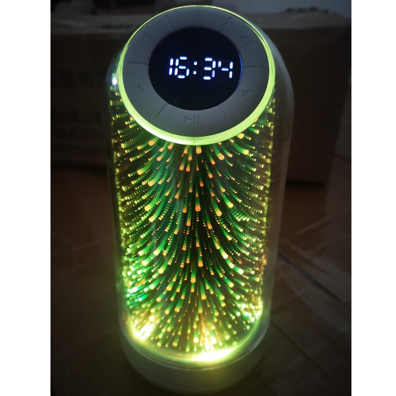 FB-BSK3 High-End Bluetooth-kelloradiokaiutin, jossa on 7 väriä LED-valaistuksen vaihtaminen